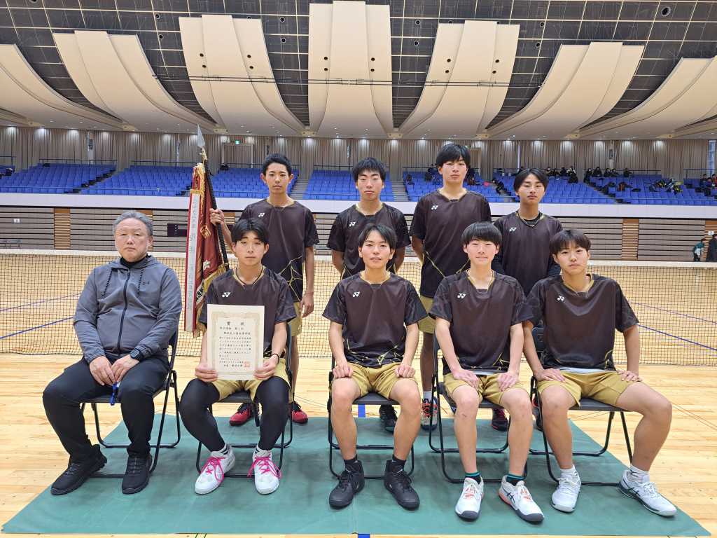 団体戦入賞校(男子)を開きます。